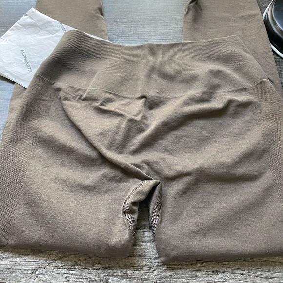 NWT Amplify Alphalete Mocha leggings - Picture 6 of 7